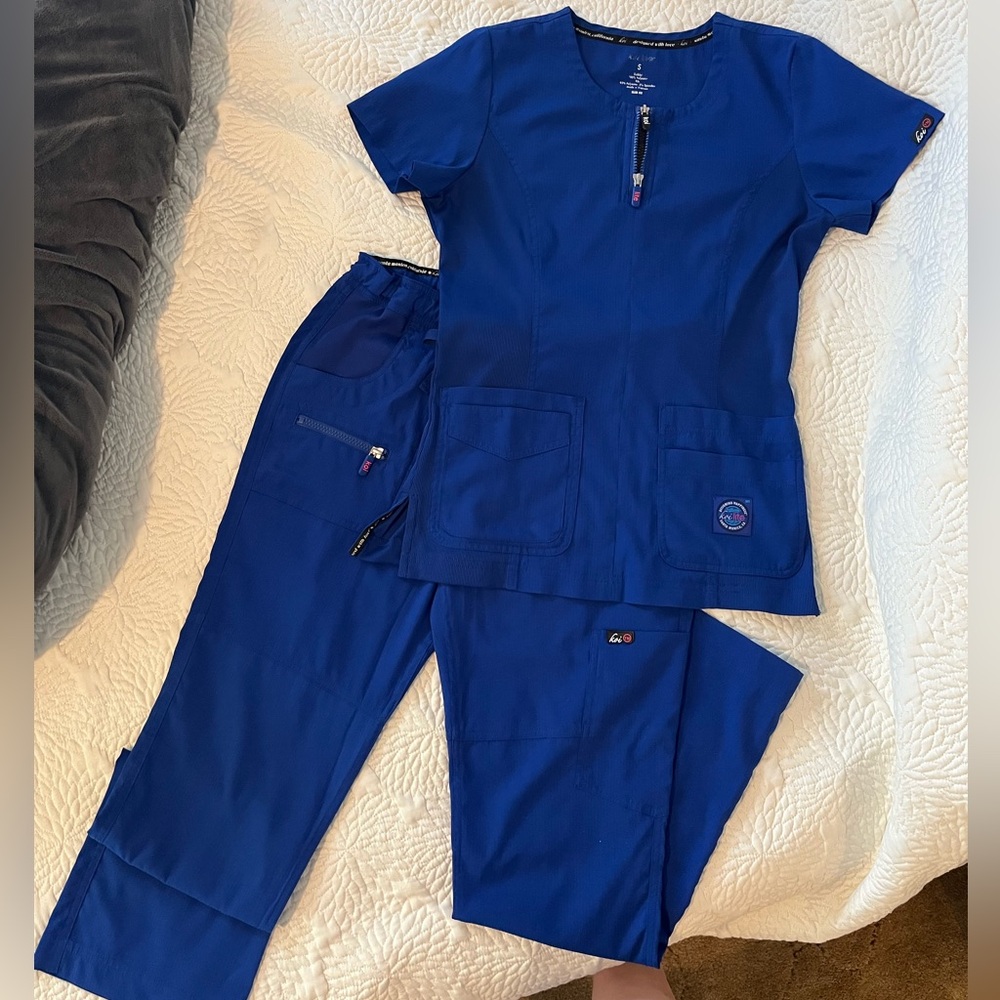 Koi Lite Scrub Set - Galaxy Blue